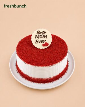FreshBunch “Best Mom Ever” Red Velvet Half KG Cake – Vibrant Velvet Crumbs & White Chocolate Plaque