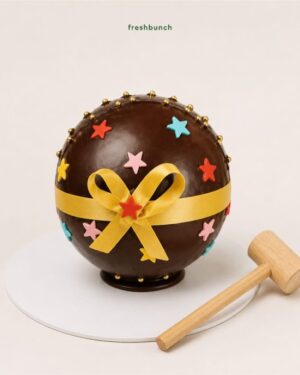 Pinata Cakes